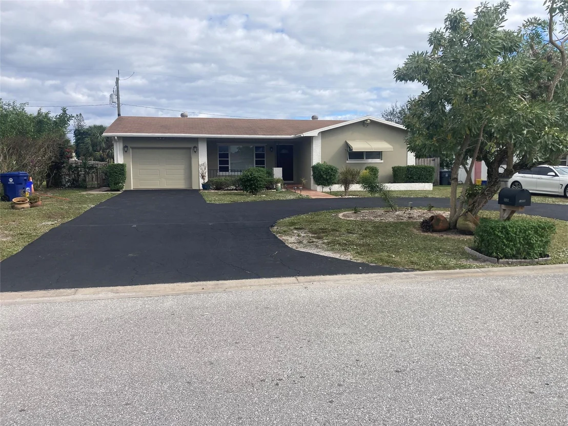 Photo of 4262 Foss Road