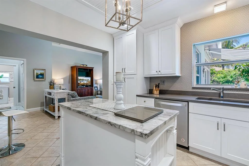 Photo of 331 Cascade Lane