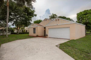 Photo of 10 Mayfield Way