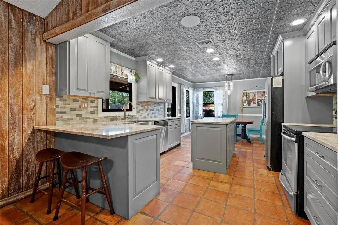 Photo of 2371 147th Drive N
