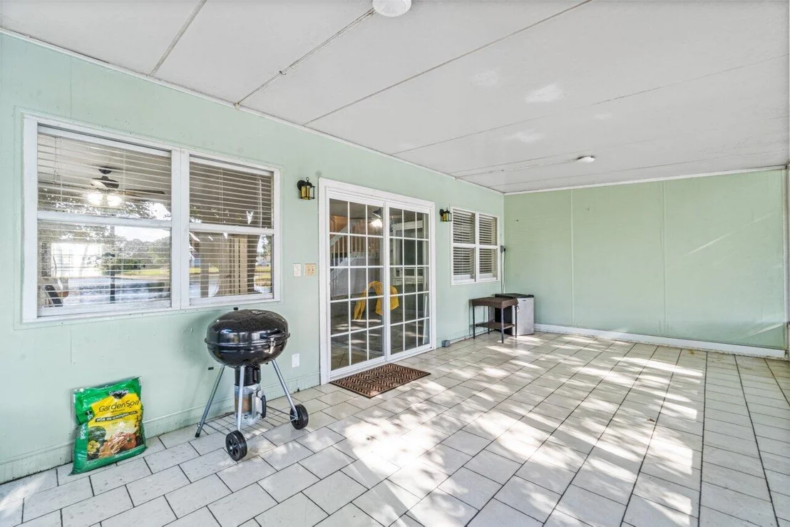 Photo of 4656 Lakeside Circle