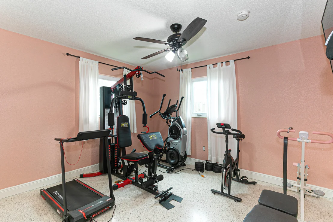 Photo of 2395 Edgewater Drive