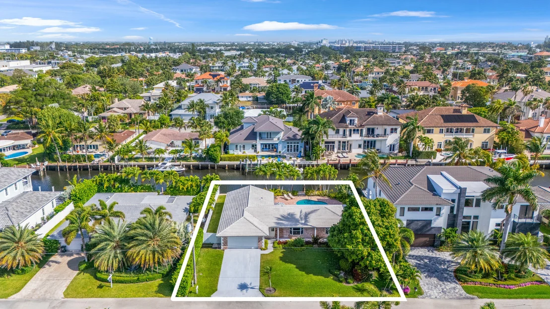 Photo of 925 Cypress Drive