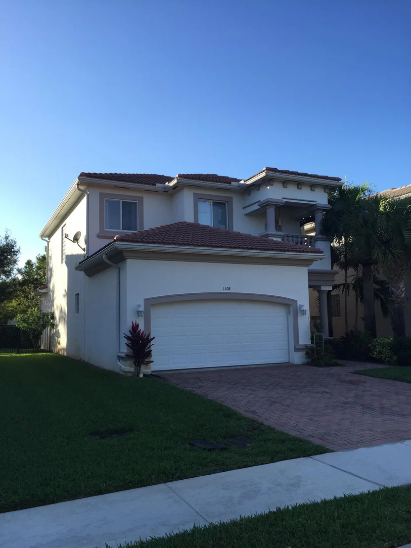 Photo of 1108 Grove Park Circle