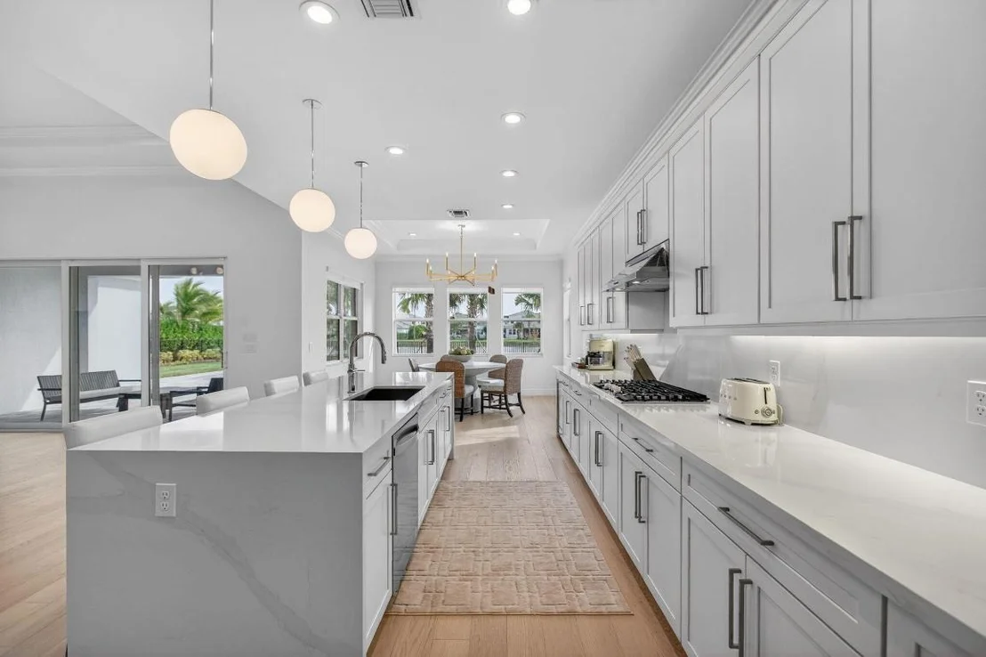 Photo of 9249 Crestview Circle