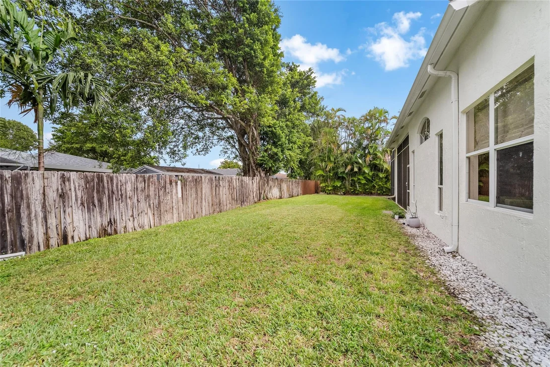 Photo of 10288 Lexington Estates Boulevard