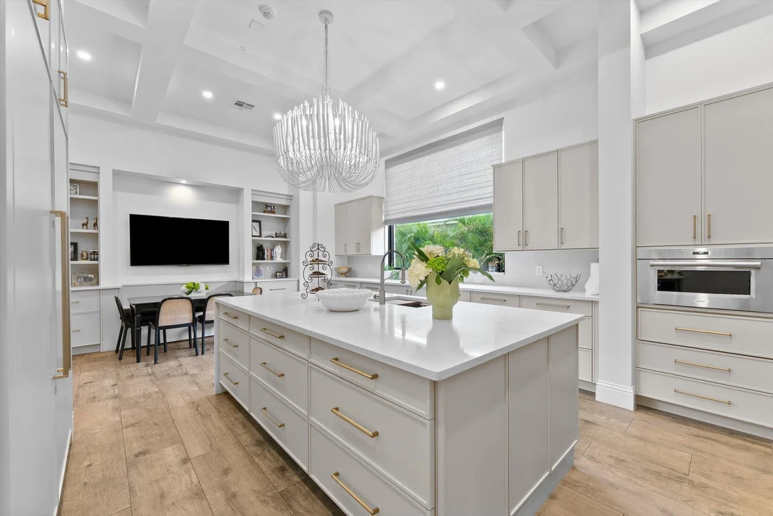 Photo of 7955 Mandarin Drive
