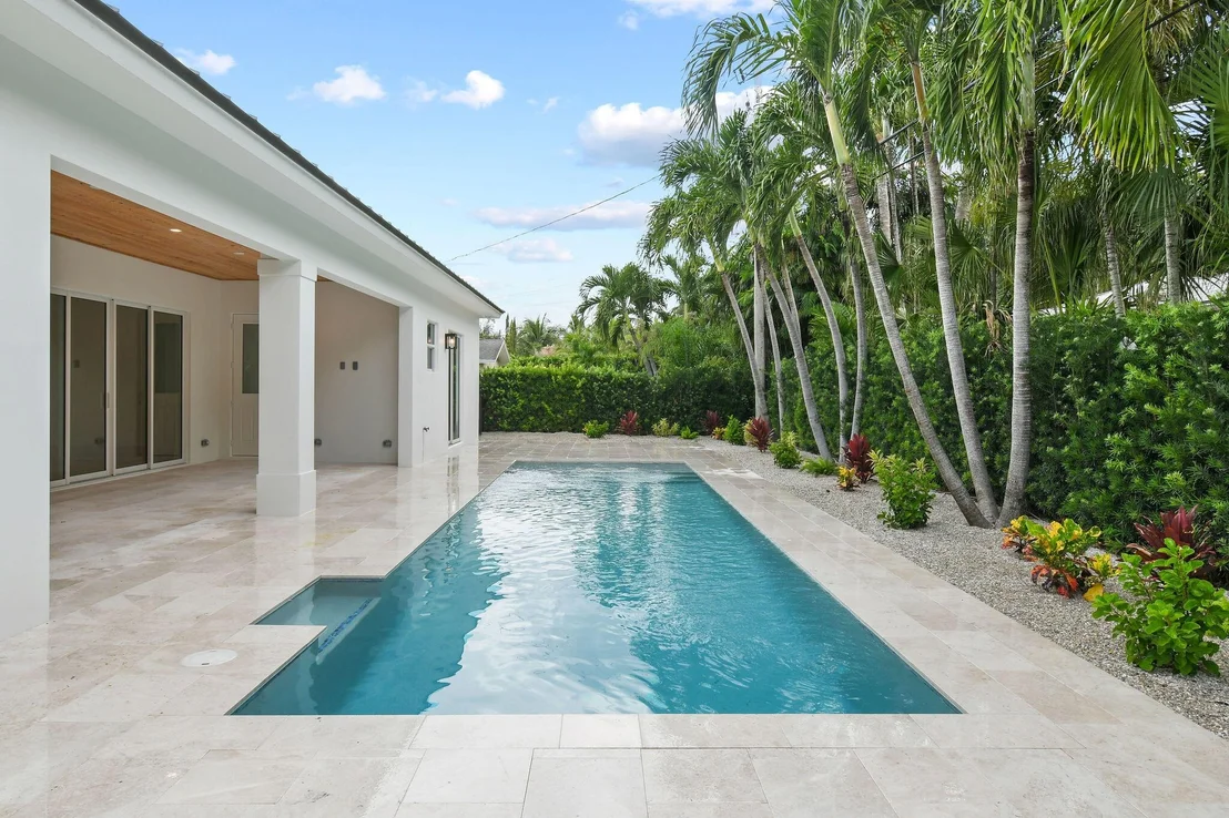 Photo of 3367 Cove Road