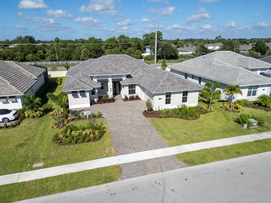 Photo of 5715 Bent Pine Square