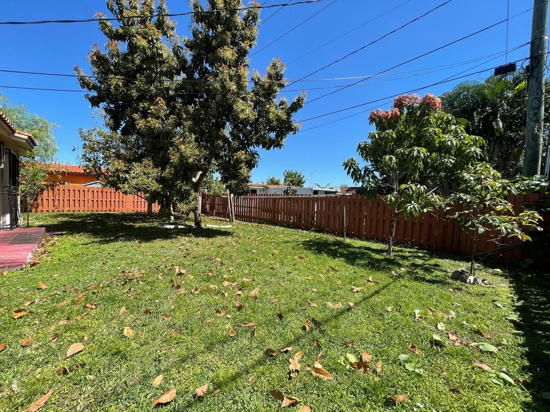 Photo of 3365 W 13th Avenue