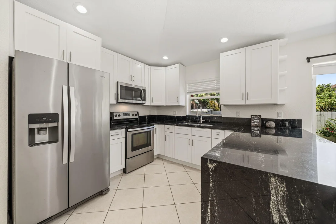 Photo of 6196 Azalea Circle
