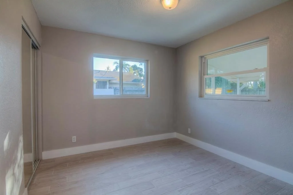 Photo of 1006 Comanche Street