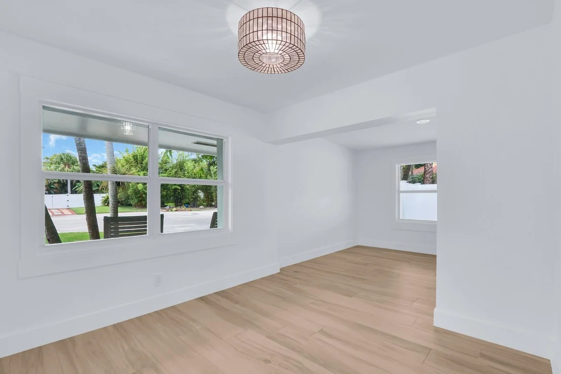 Photo of 5114 Laird Lane