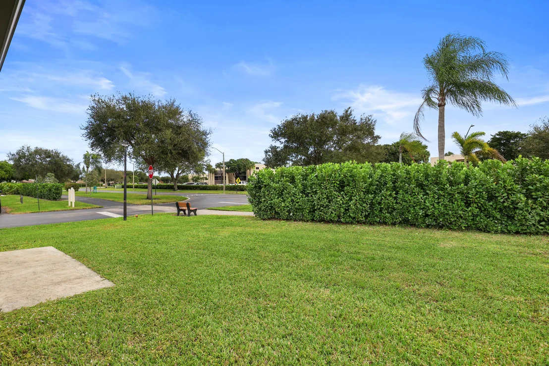 Photo of 16004 Laurel Oak Circle