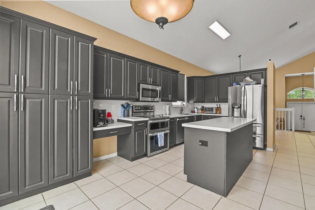 Photo of 7877 Springvale Drive