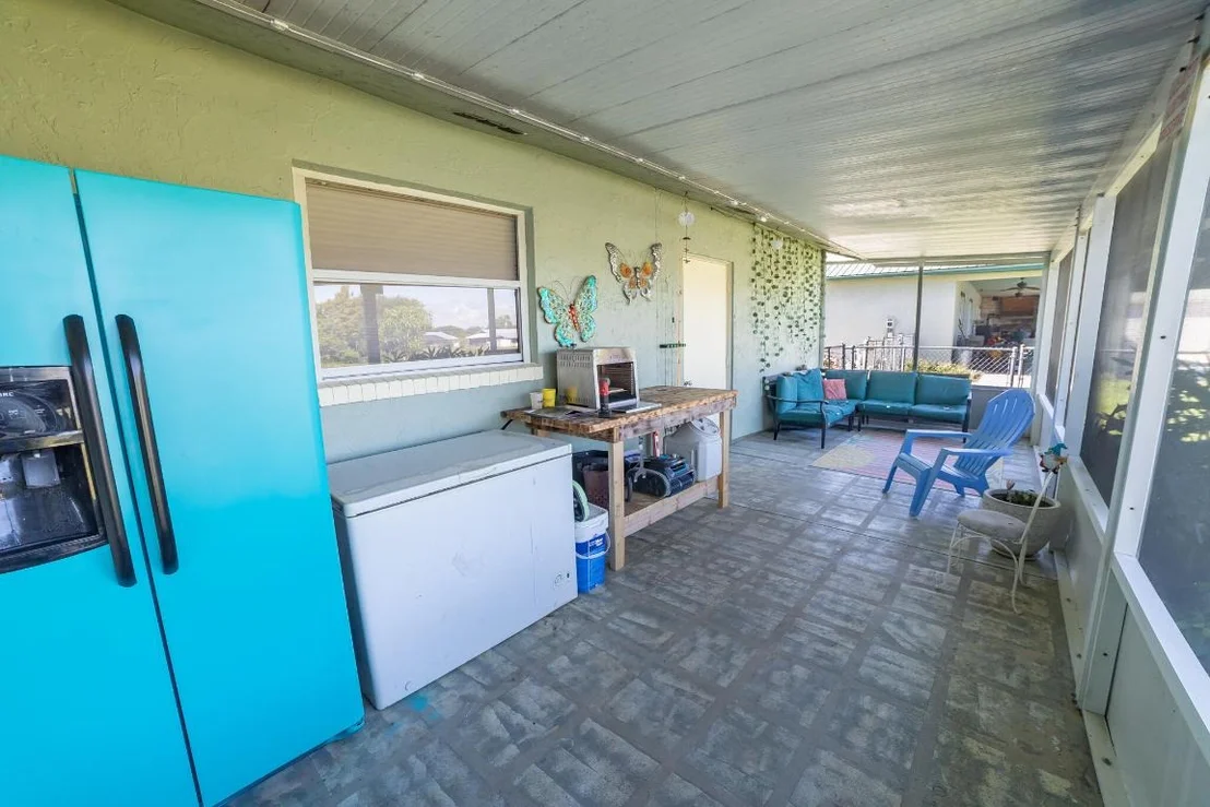 Photo of 2477 SE 27th Street