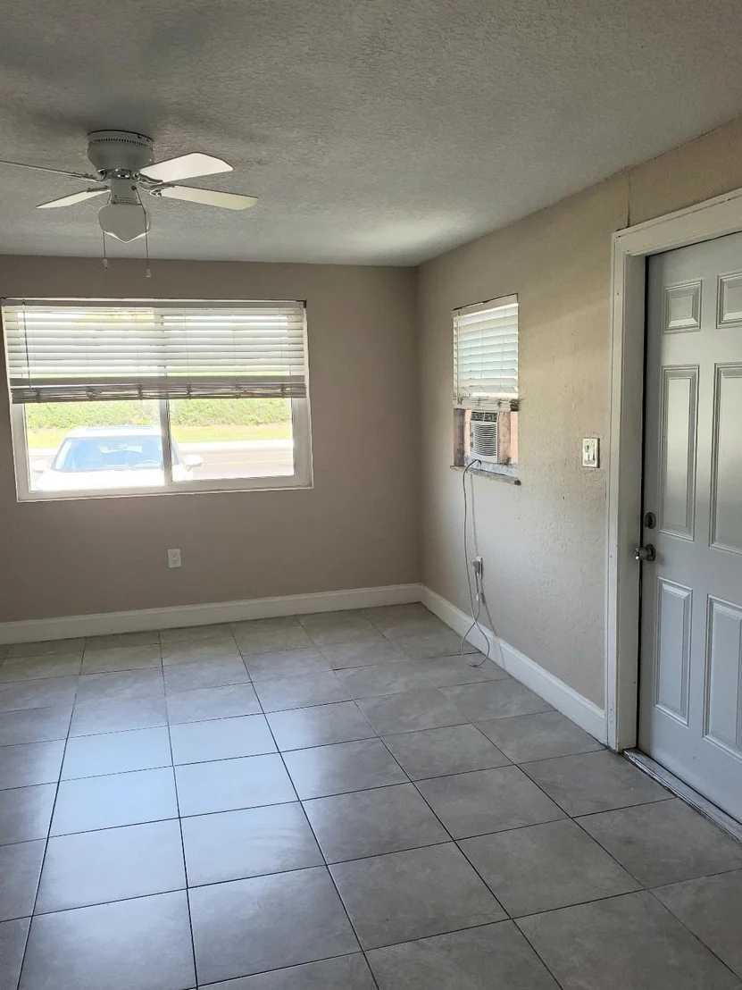 Photo of 6448 N Lawrence Road