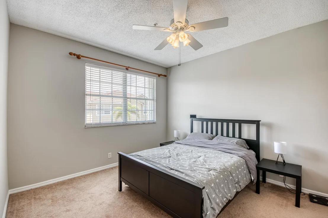 Photo of Unit J at 112 Lighthouse Circle