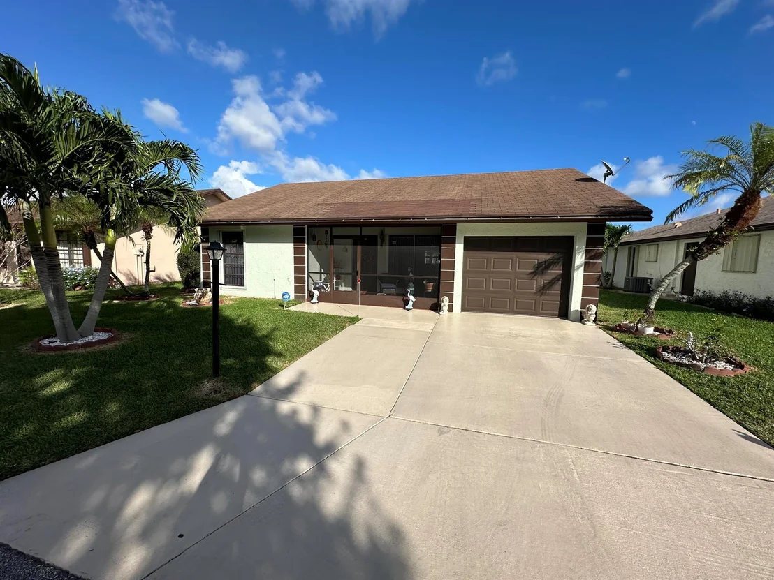 Photo of 6340 Tall Cypress Circle