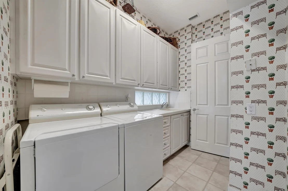 Photo of 4775 Temple Drive