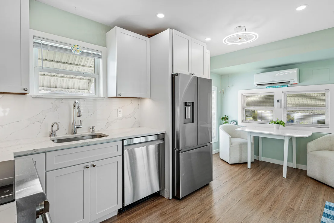 Photo of Unit K at 209 Java Drive