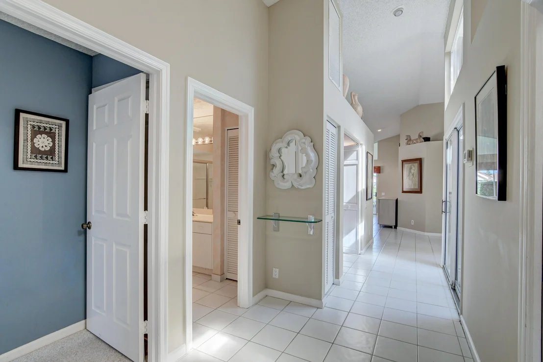 Photo of 6089 Bay Isles Drive