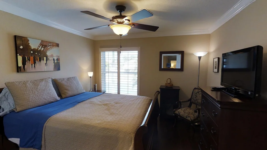 Photo of 11331 Edgewater Circle