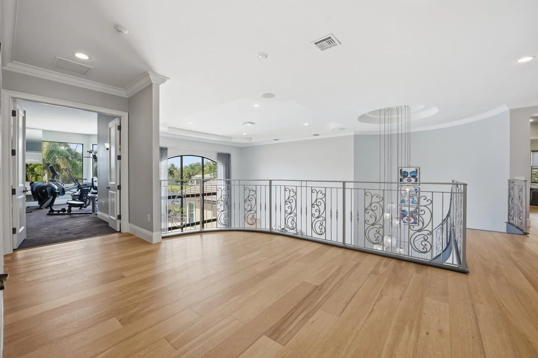 Photo of 16919 Crown Bridge Drive