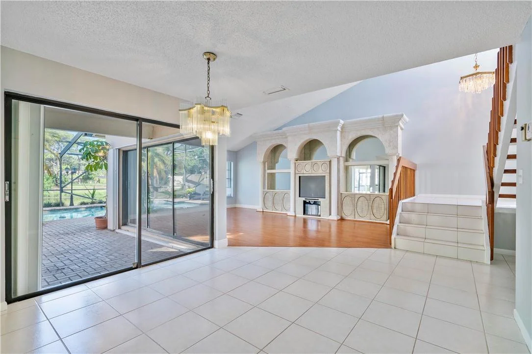 Photo of 619 Hollows Circle