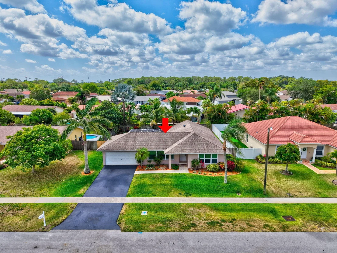 Photo of 11390 Chipmunk Drive