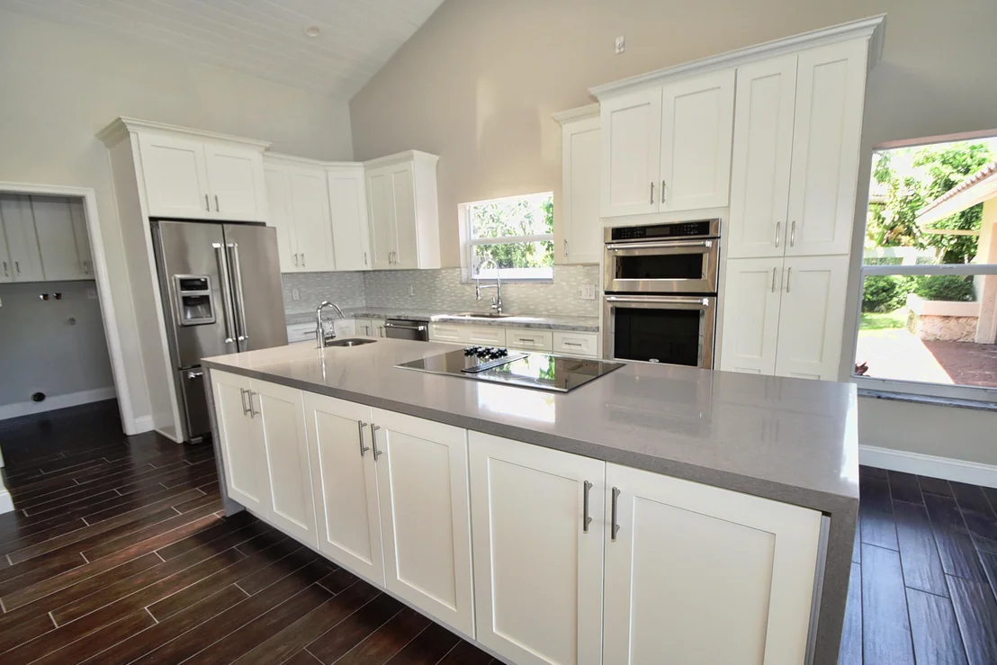 Photo of 3835 Live Oak Boulevard
