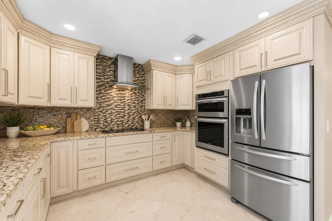 Photo of 4230 NE 24th Avenue