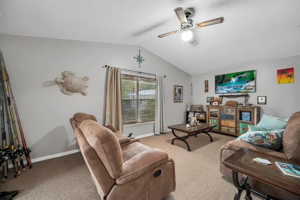 Photo of 8305 North Blvd