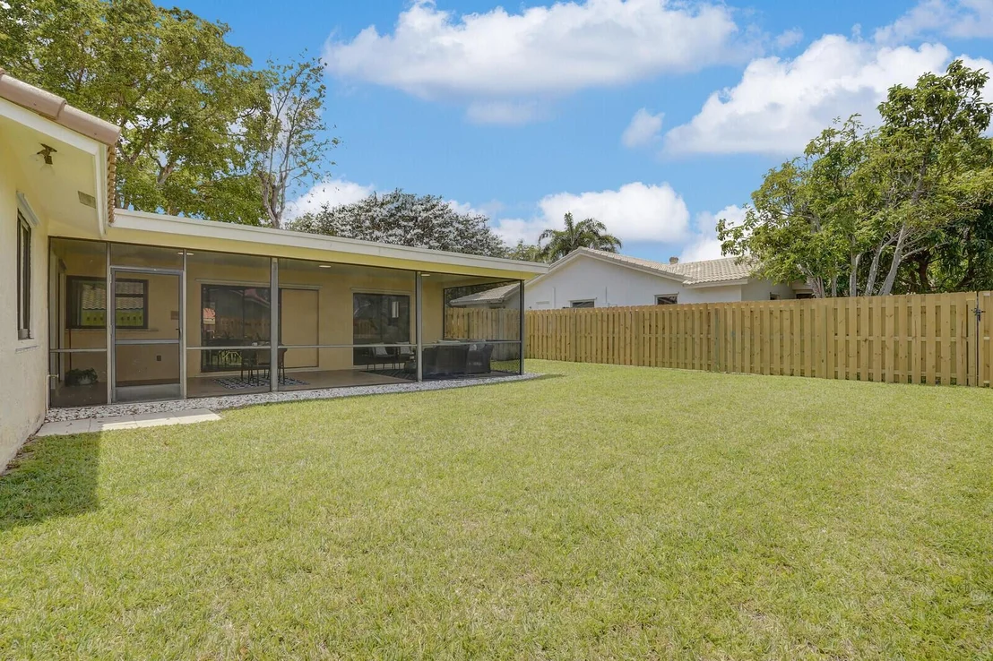 Photo of 2375 NW 29th Road