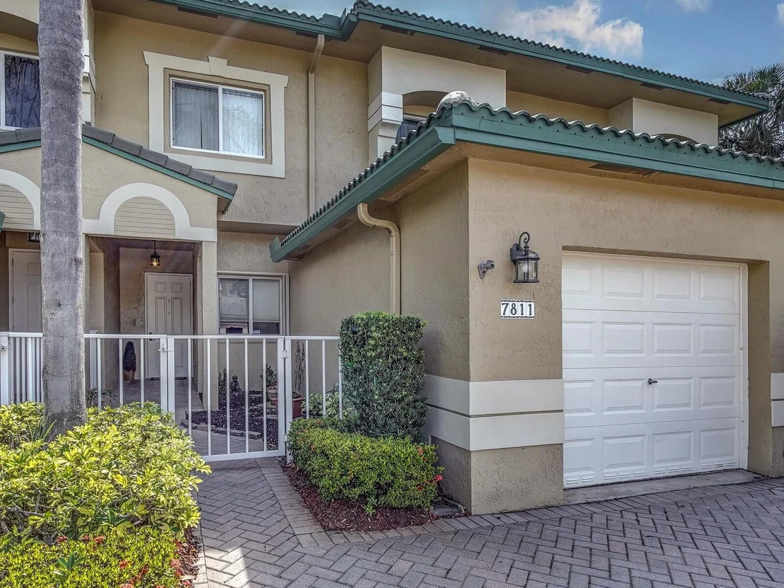 Photo of Unit 103 at 7811 Exeter Boulevard
