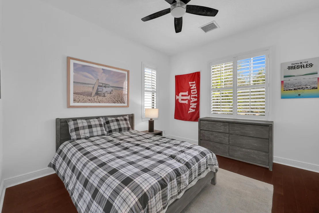 Photo of 212 W Bay Cedar Circle