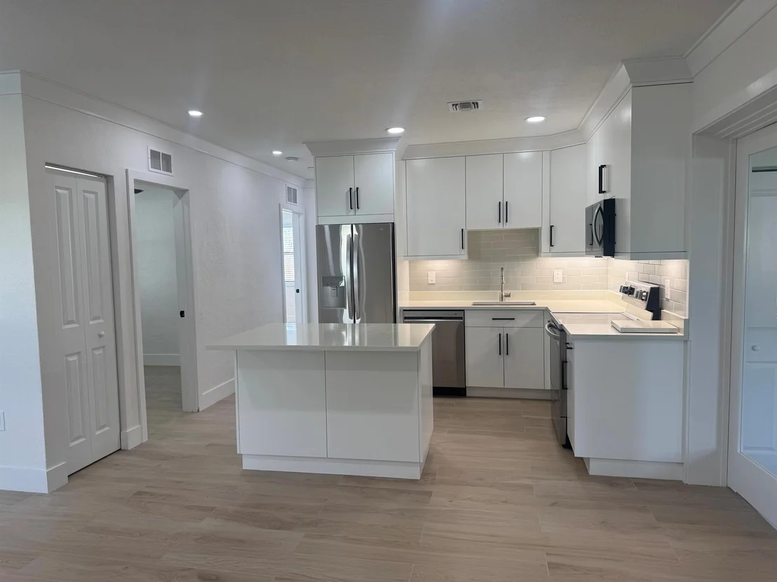 Photo of 3015 Robert Road