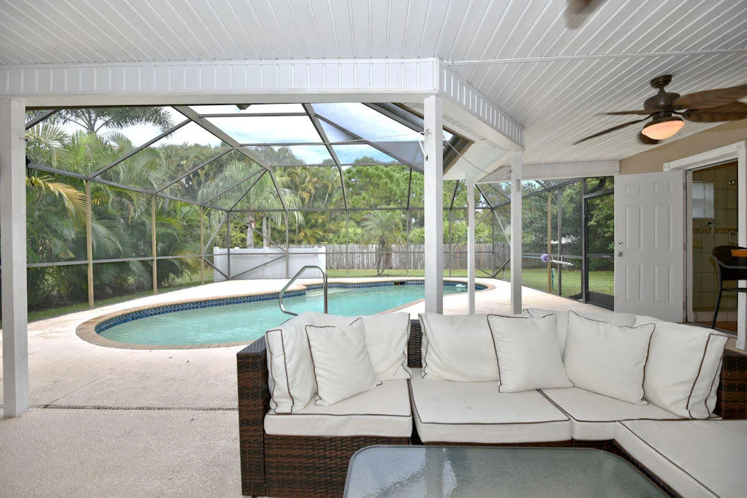 Photo of 609 Oak Terrace