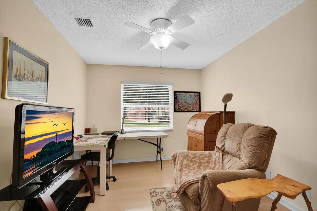 Photo of 135 Sausalito Drive