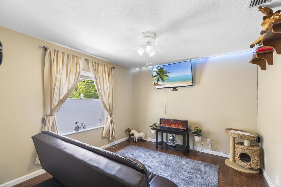 Photo of 13800 Paddock Drive