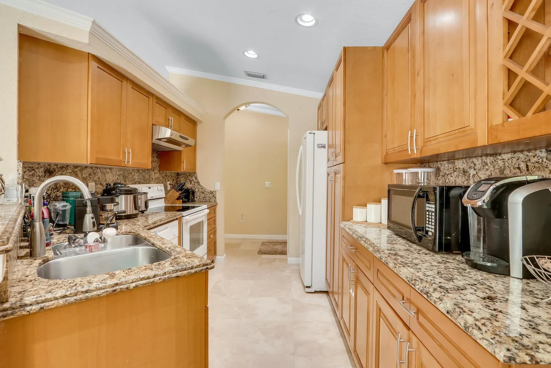 Photo of 5941 Azalea Circle