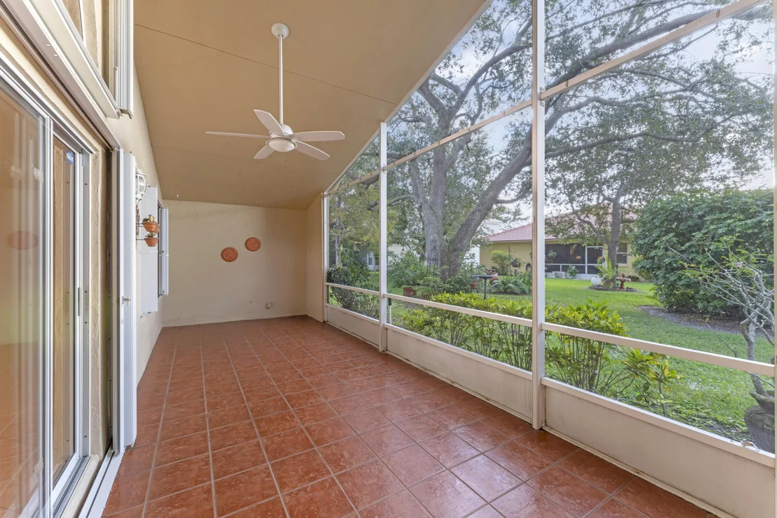 Photo of 2705 Pointe Circle