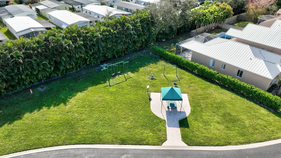 Photo of 4632 SE Winter Haven Court