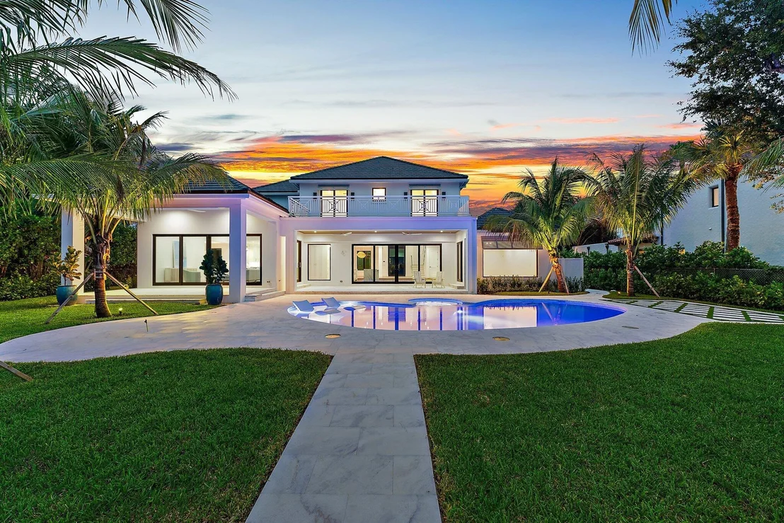 Photo of 21 Bay Harbor Road