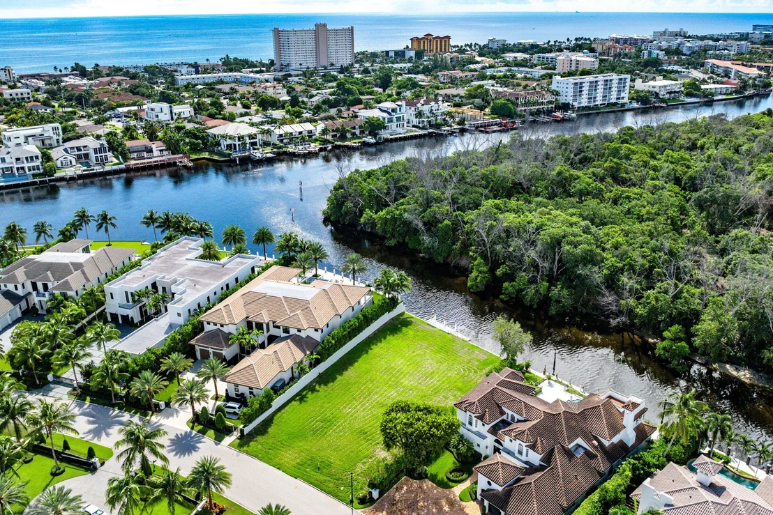 Photo of 348 E Alexander Palm Road