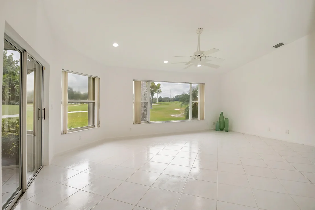 Photo of 6892 Grenelefe Road
