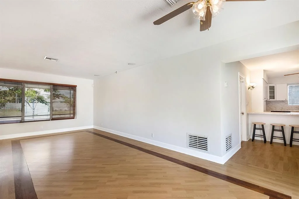 Photo of 2370 NE 14th Terrace