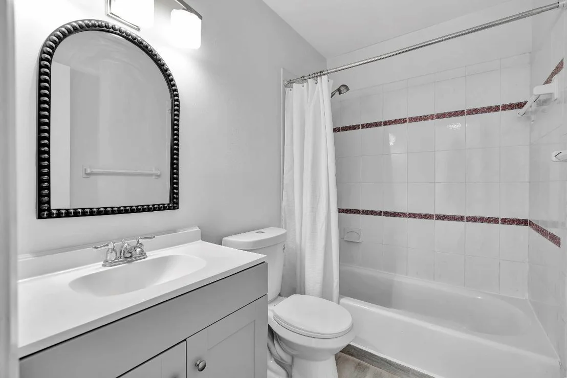 Photo of 4368 SE Hamilton Lane