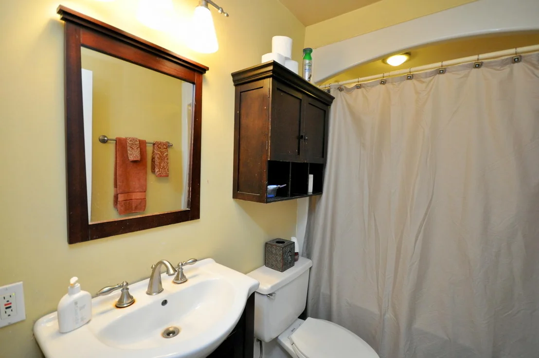 Photo of 92 W Pine Tree Avenue