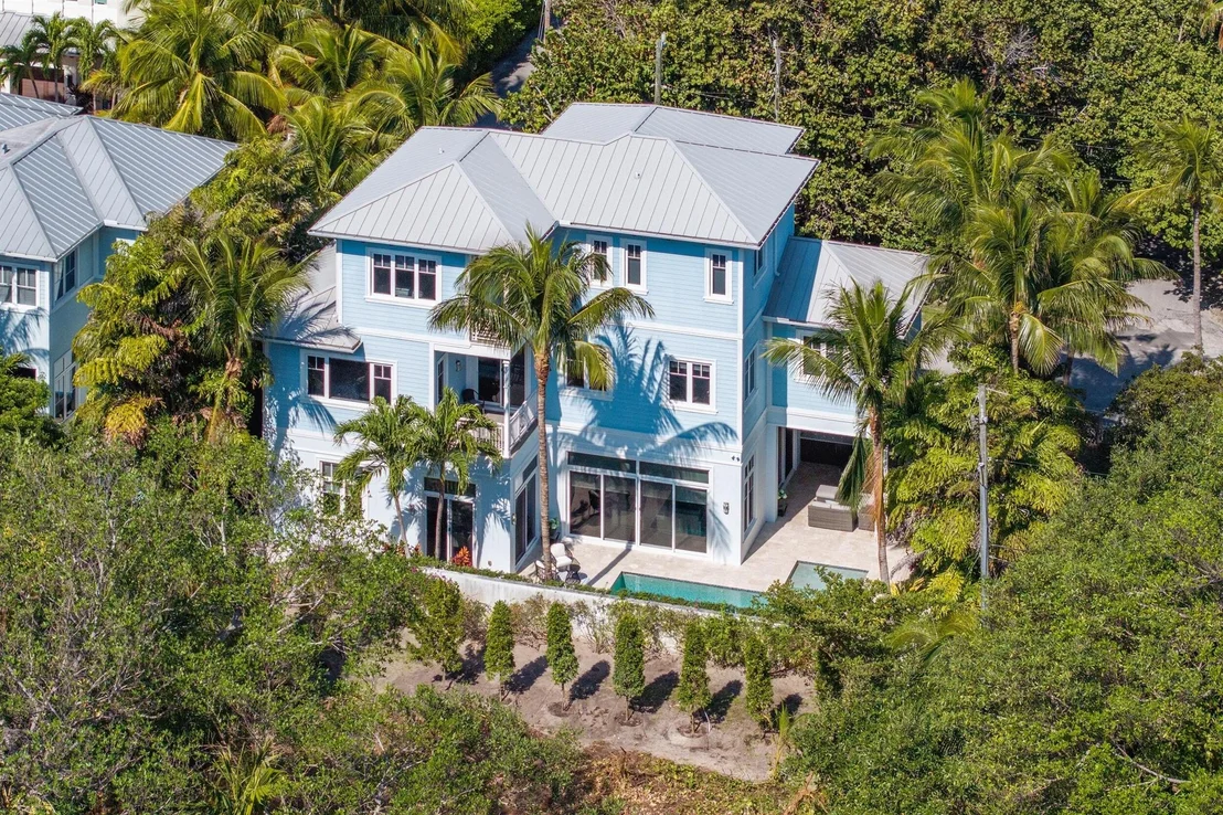 Photo of 970 Lago Mar Lane